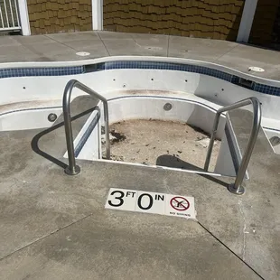 Obviously dry &amp; dirty for a long time.