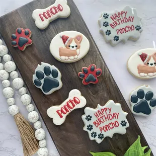 a dog themed birthday cookie