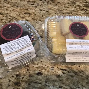Gluten free treats by Sitara's Sweets by Kat.  One of my favorite vendors.