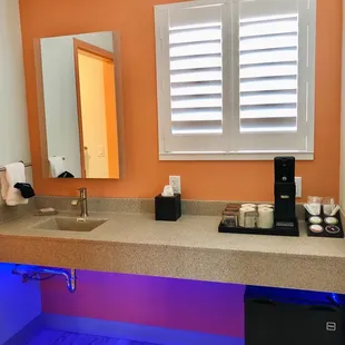 Sink and coffee area