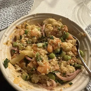 Spicy ponzu salmon, spicy ponzu sauce and ceviche mayo