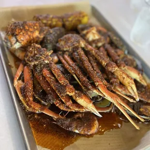 We had a great food experience here.  The cajun spice crab legs, lobster, shrimp and mussels hit the spot.