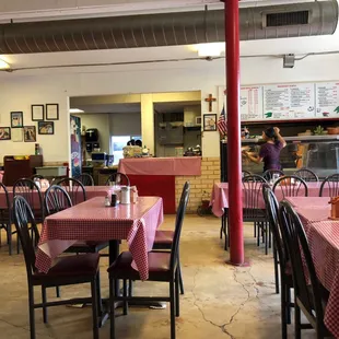WOW-WEE&apos;s Cafe
