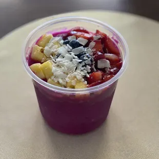 Superfruit Pitaya Bowl