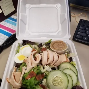 Small Mad Hatter salad without tomatoes