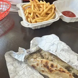 Chicken boti roll & fries