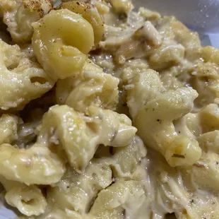 Mac-n-cheese with Cajun seasoning