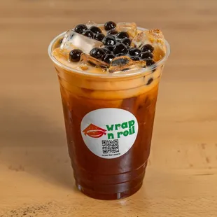 dessert, drink