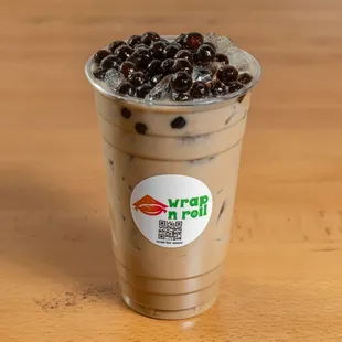 dessert, drink