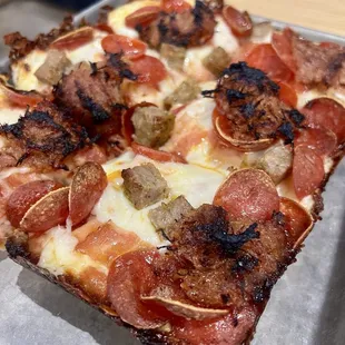 MEAT LOVERS PIZZA