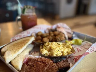 Sassy's Red House