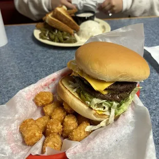 Double cheeseburger with tater tots
