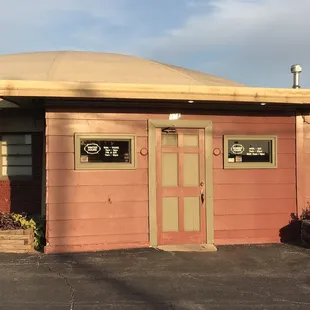 entrance to restaurant