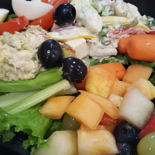 Tuna Salad Plate