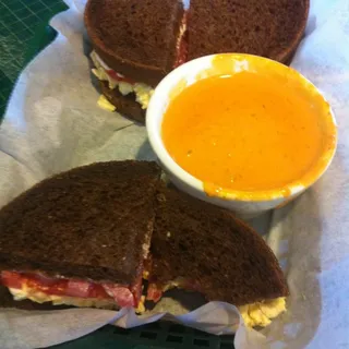 Grilled Cheese and Tomato