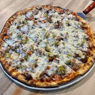 Large (16&quot;) Chi-Town Special: Italian sausage, Italian beef, and giardinara. Trust me; there&apos;s a ton of meat under that halo of mozzarella!