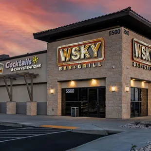 the outside of the restaurant