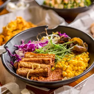 ramen and noodles, food