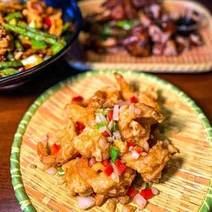 chicken wings and fried chicken, food