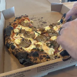 Ok pizza looks burnt but it&apos;s a thing and it was good. I thought I&apos;d send it back but no need it&apos;s delicious.