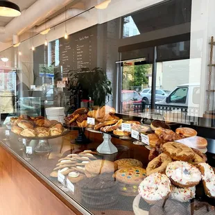 bagels, interior