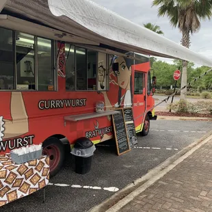 Eating Good in the Neighborhood!