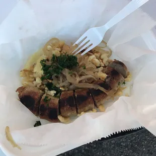 The bratwurst with spaetzle