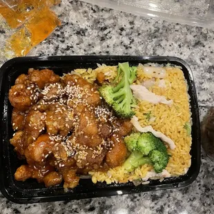 sesame chicken (dinner portion)