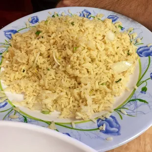 Fried rice, so yummy, the green onions made it very flavorful!