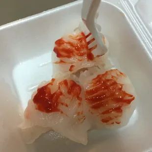 Steamed shrimp dumplings (with sriracha)