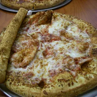 cheese pizza and breadstick