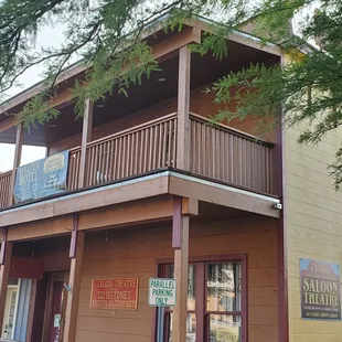 The balcony for the Miss Jessy Suite