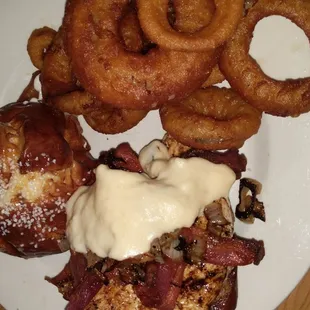 Rock rimmon burger