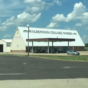 a car parked in front of the winery