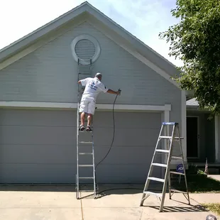 Exterior painting contractor Omaha, nebraska