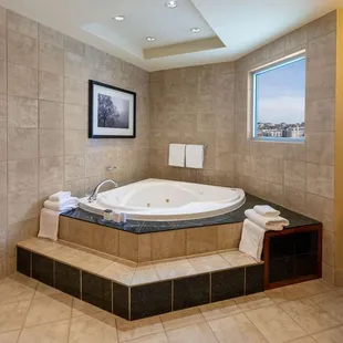 Guest room bath
