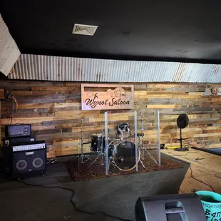 615 Stage