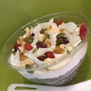 This vanilla chia parfait is always 100% dairy and gluten free and 100% delicious.