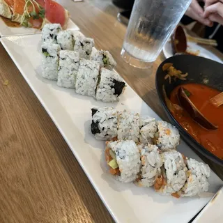 Spicy Salmon Roll