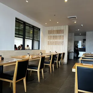 First time here.  Beautiful restaurant at the first seating of the day