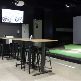 7 State of the Art Golf Bays