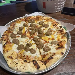 Sausage pizza