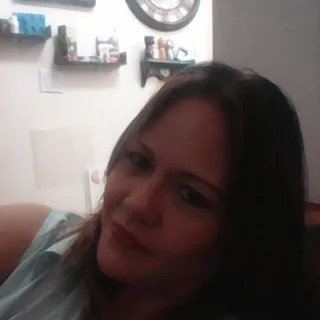 Shari B.