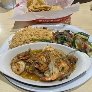 Camarones al mojo de ajo