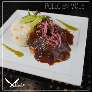 Pollo en Mole