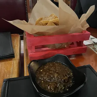 Salsa nd chips, come with food orders you have to ask for it