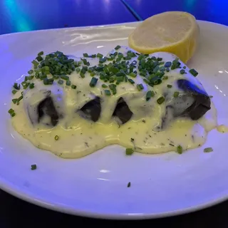 Grape Leaves (Dolmadakia)