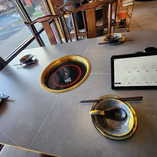 4 person Table with a tablet for ordering