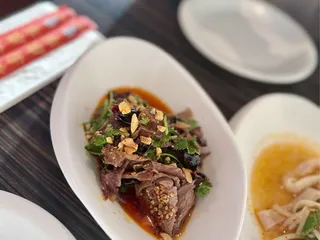 Jiu Thai Asian Cafe