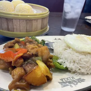 Curry Chicken Over Rice!  (10/25/2024)